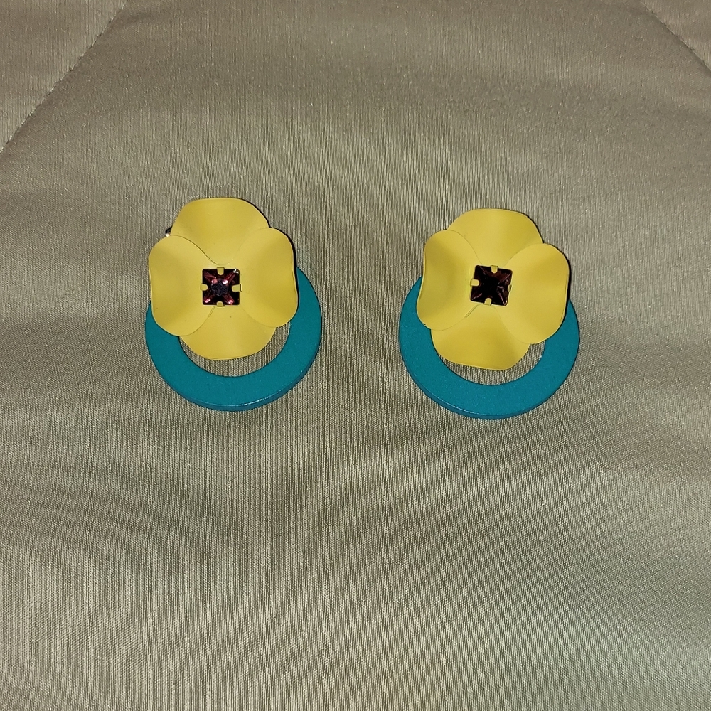 💐Springtime Flower Earrings